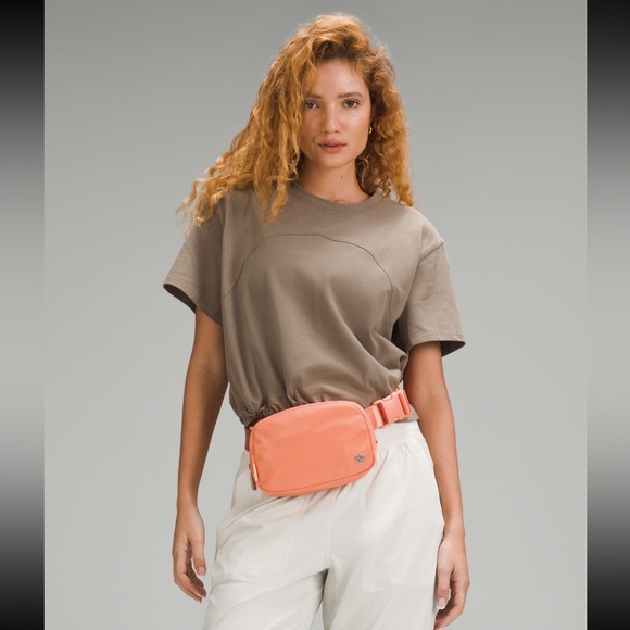•new• LULULEMON Everywhere Belt Bag - 1L - Picture 1 of 13